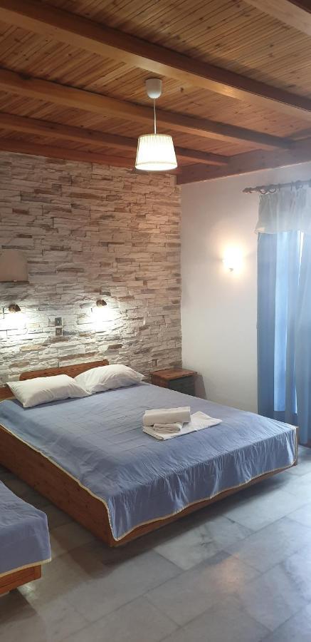 Evi Studios & Apartments Naxos City Экстерьер фото